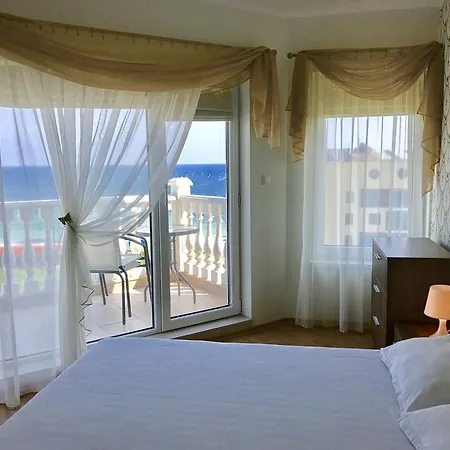 Livia Boutique Lejlighedshotel Ravda